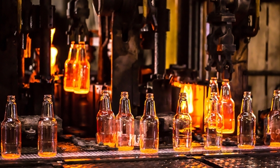 6161736906866834.jpg Glass-bottle-production-Shutterstock.jpg